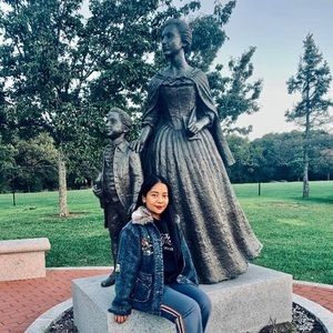 Meet your Posher, Rachel